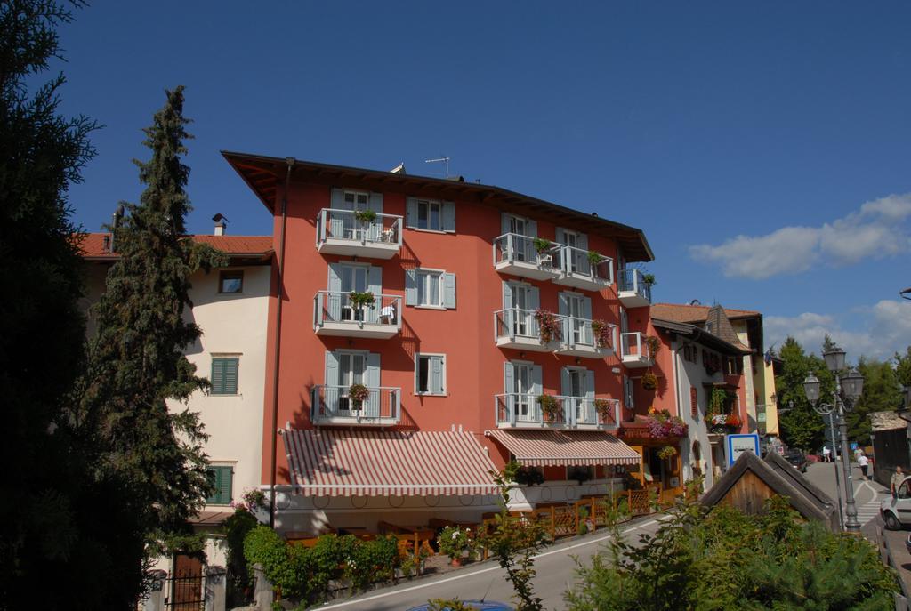 Hotel Sport Coredo Esterno foto